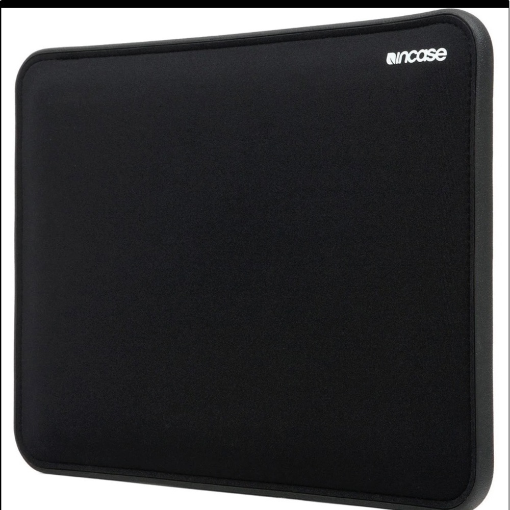Incase Icon Sleeve with Tensaerlite for 11" MacBook Air | Black/Slate